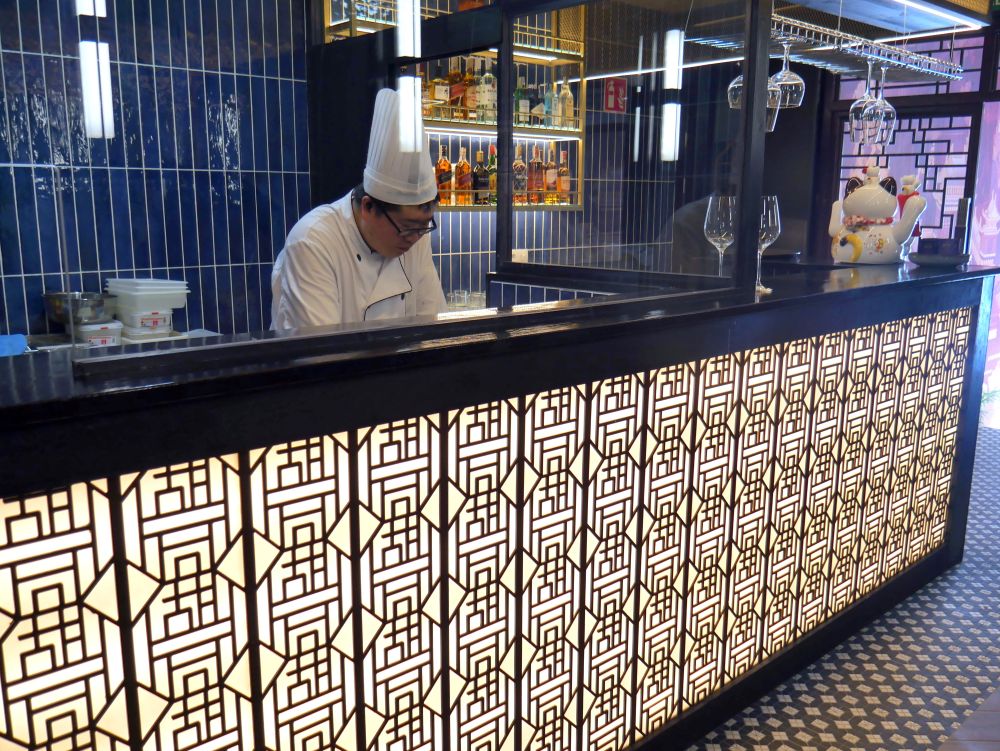 Barra de dim sum en directo en HUTONG Madrid